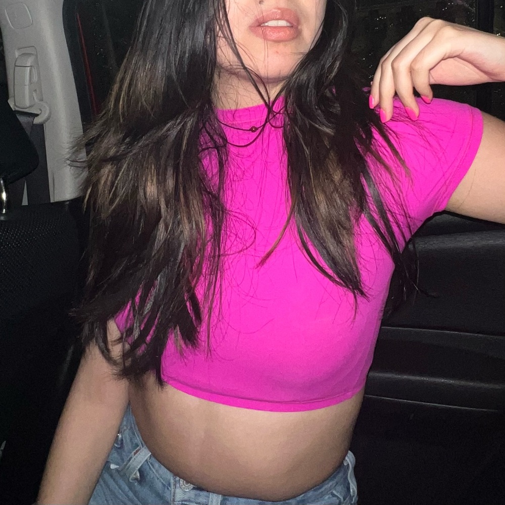 Skims Fits Everybody Fuchsia Crop Tee
